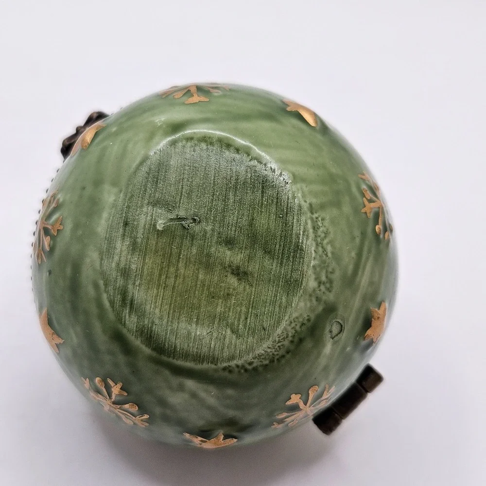 VTG Christmas Ornament Trinket Box Green Gold Stars Snowflakes Hinged Ceramic